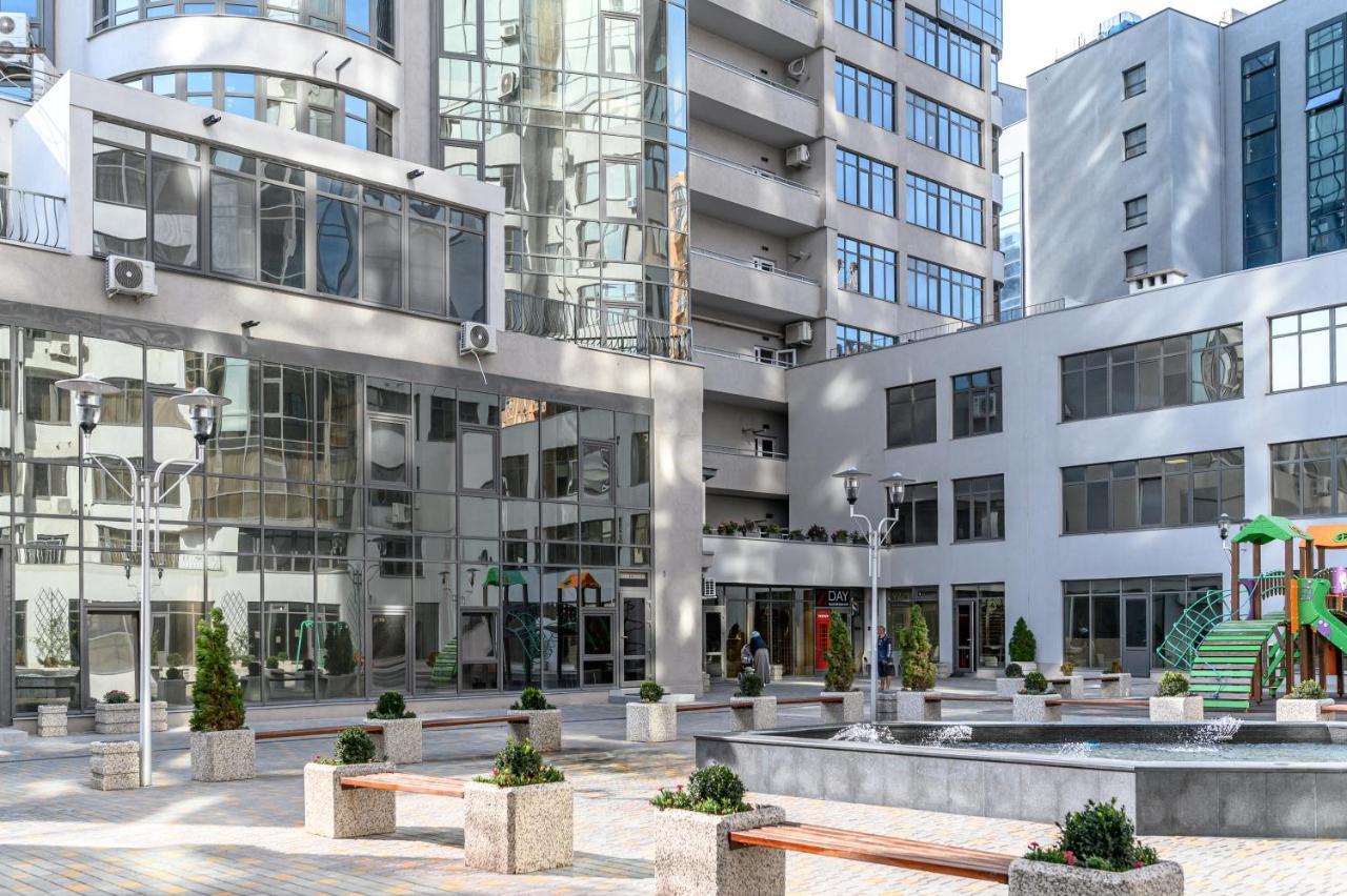 Gagarin Plaza 63 Apartamento Odessa Exterior foto