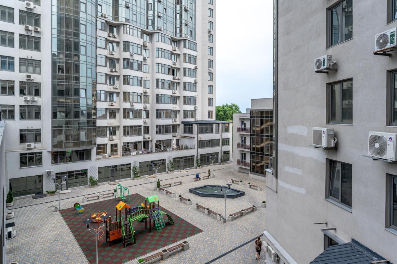 Gagarin Plaza 63 Apartamento Odessa Exterior foto